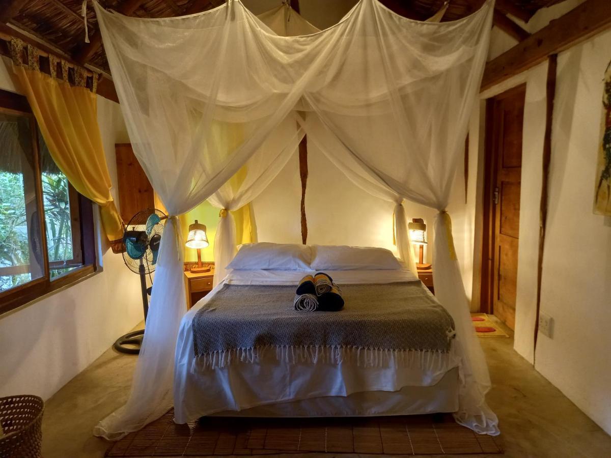 Casa Camaleao Gekko Cottadge Hotel Tofo Exterior photo